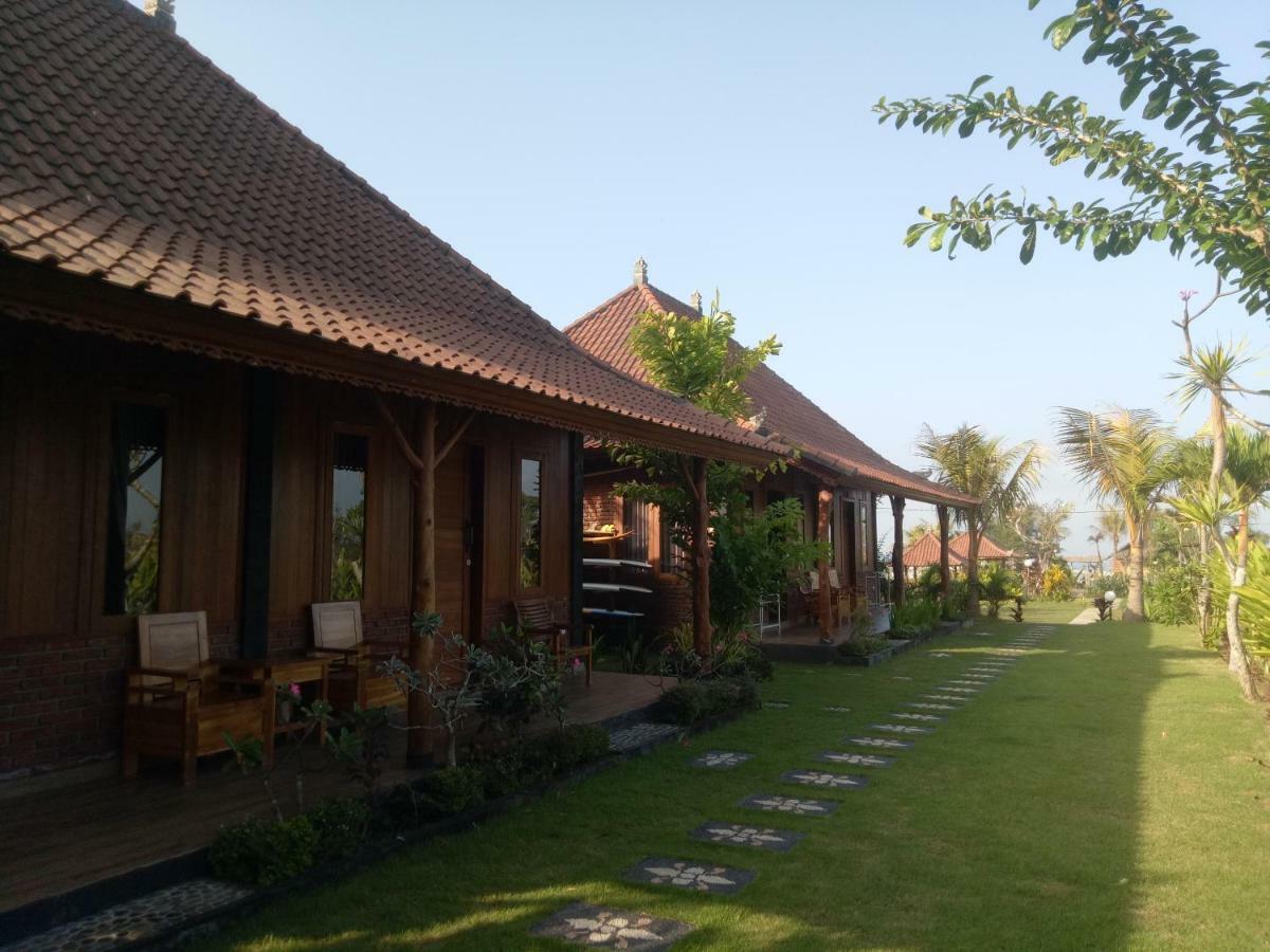 Emir Surfcamp 호텔 풀루칸 외부 사진
